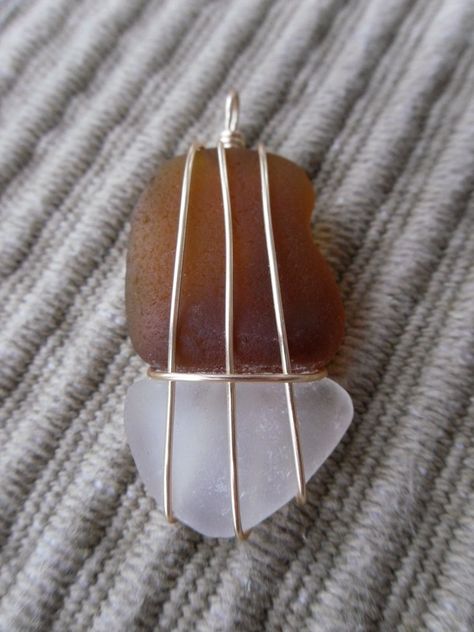 Wire Wrapped Sea Glass Pendant, How To Wire Wrap Sea Glass Jewelry, Seaglass Wire Wrapping, Sea Glass Wire Wrapping, Simple Wire Wrapped Jewelry, Wire Wrapped Sea Glass Jewelry, Sea Glass Crafts Jewellery, Elizabeth Arden Green Tea, Beach Glass Jewelry