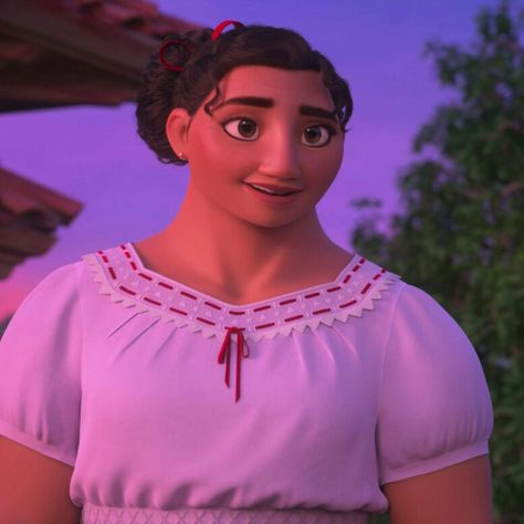 Luisa Madrigal, Family Madrigal, Madrigal Family, Familia Madrigal, Disney Encanto, Have Courage And Be Kind, Disney Princess Art, Princess Art, Fictional Crushes