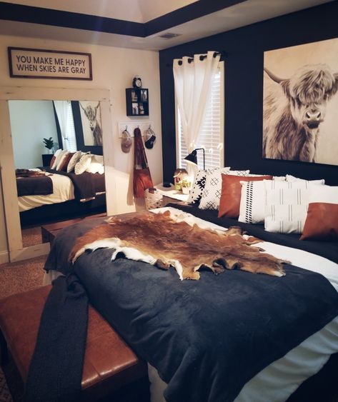 Black Western Room Ideas, Punchy Apartment Decor, Navy Western Bedroom, Western Bedroom Ideas For Couples, Black Wall Western Bedroom, Navy Blue Western Bedroom, Western Bedroom Color Schemes, Moody Western Bedroom, Black Western Bedroom