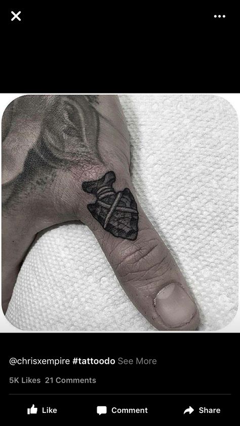 Arrowhead Finger Tattoo, Small Arrowhead Tattoo For Women, Arrowhead Outline Tattoo, Arrow Head Tattoo Men, Western Hand Tattoos For Guys, Small Arrowhead Tattoo, Small Native Tattoos, Arrowhead Tattoo Men, Traditional Arrowhead Tattoo