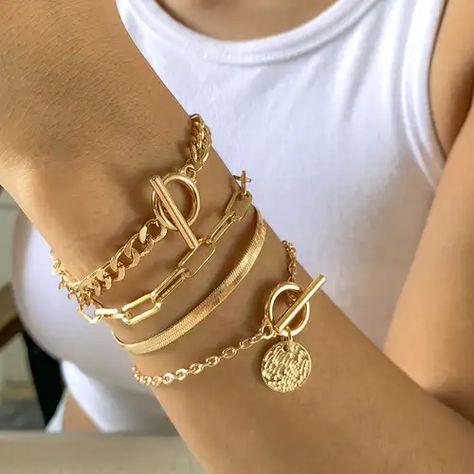 Gold Bracelets Stacked, Bones Bracelet, Boho Styl, Gold Bracelet Set, Stil Boho, Wrist Jewelry, The Bangles, Estilo Punk, Hand Chain