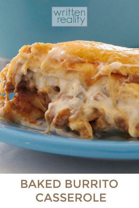 Baked Burrito Casserole, Burrito Casserole Recipe, Easy Burrito Recipe, Super Easy Casseroles, Easy Casserole Recipe, Beef Burrito Recipe, Burrito Casserole, Hotdish Recipes, Mexican Recipe