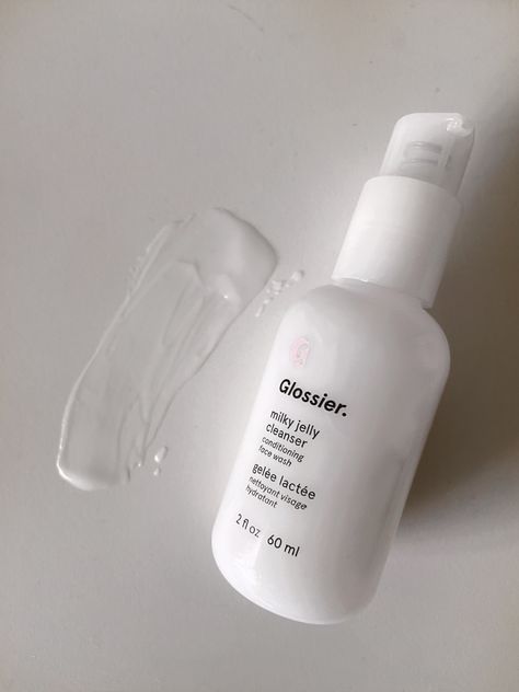 Glossier Moisturizer, Glossier Milky Jelly Cleanser, Glossier Cleanser, Aphrodite Beauty, Cleanser Skincare, Jelly Cleanser, Milky Jelly Cleanser, Skin Aesthetics, Mild Cleanser