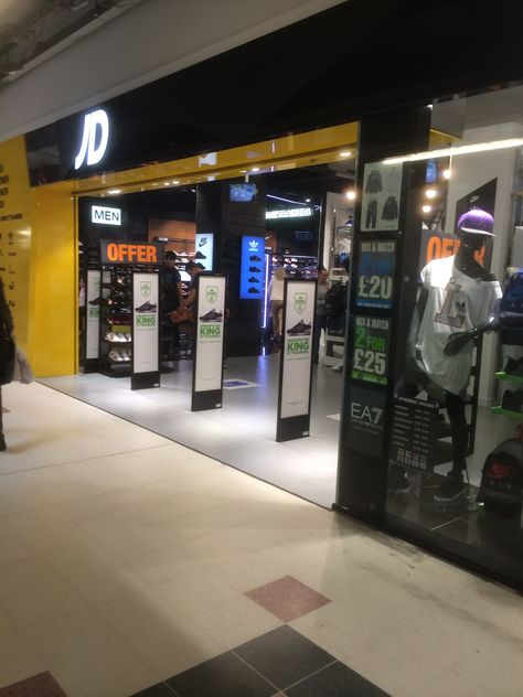 JD Sports - Nottingham - Victoria Centre - Sports - Outdoor - Layout - Lifestyle - Landscape - Customer Journey - Visual Merchandising - www.clearretailgroup.eu Outdoor Layout, Random Flicks, Customer Journey, 2025 Vision, Jd Sports, Nottingham, Visual Merchandising, Outdoor Sports, Layout