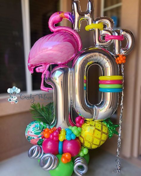 Troll Party Theme, Balloon Bouquet Delivery, Roller Skating Party, Balloon Garland Diy, Tropical Birthday, Balloon Display, Diy Balloon Decorations, Balloon Arrangements, Birthday Balloon Decorations