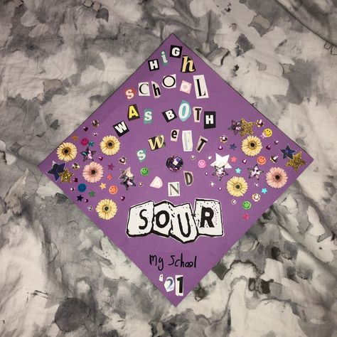 Olivia Rodrigo Graduation, High School Graduation Cap Designs, Grad Cap Decorated, Graduation Cap Decoration Diy, High School Graduation Cap, College Graduation Cap Decoration, Grad Cap Designs, Olivia + Core + Aesthetic, Diy Graduation Cap