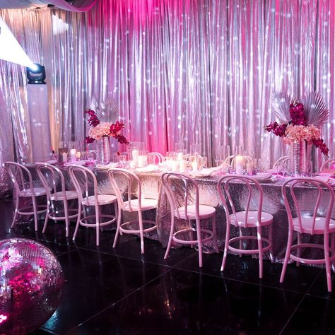 Planning a dinner party for your next celebration? Sit down dinner parties are so great for more intimate celebrations and relaxed atmospheres. But that doesn't mean you can't still go all out with your decorating and styling! This pink disco style is one of our absolute faves 💖 Stationary @signed_byg #dinnerparties #pinkdisco #melbourneevents #eventstylists #eventdecorators Disco Dinner Party, Sit Down Dinner, Dinner Party Table Settings, Pink Disco, Disco Style, Party Expert, Dinner Party Table, Party Table Settings, Dinner Table Decor