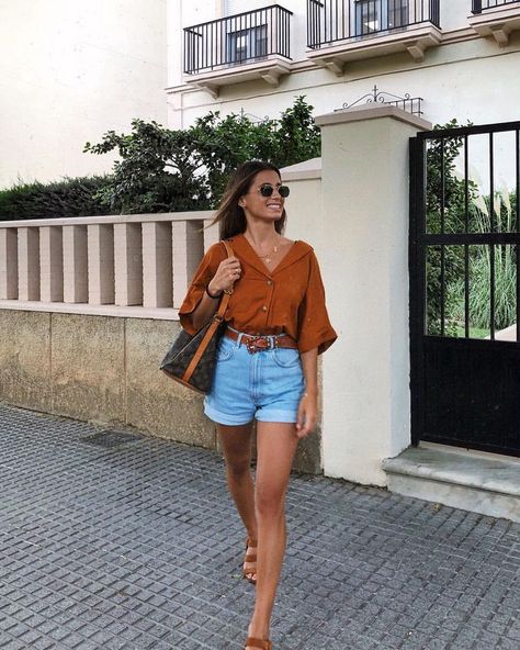 summer outfit ideas #style #ootd Look Short Jeans, Hot Summer Outfits, Summer Trends Outfits, 2020 Fashion Trends, Cute Summer Outfits, Outfits Casual, Fashion 2020, Casual Summer Outfits, Looks Vintage