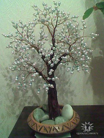 Pearl Tree, Beaded Trees, French Beaded Flowers, Wire Tree Sculpture, Wire Trees, Wire Tree, Tree Sculpture, Flower Diy Crafts, Crafts Hacks