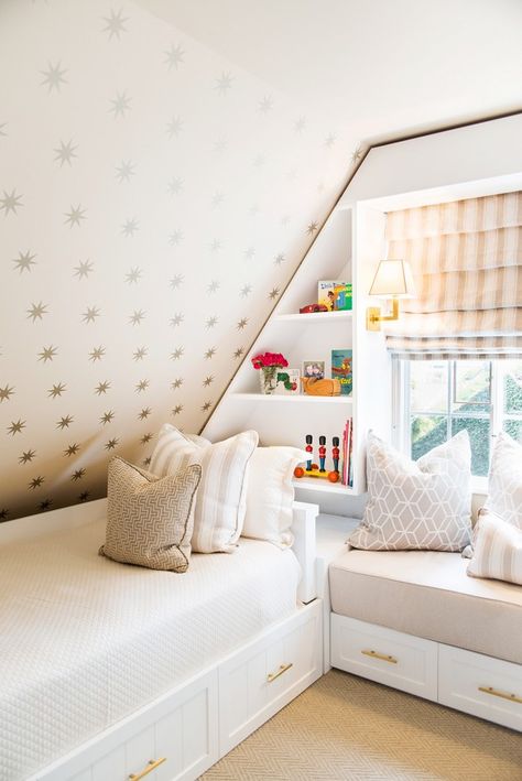 Kid's room with sloped ceiling, gold star wallpaper, and built-in bookshelves. Teenage Attic Bedroom, Small Attic Room, Attic Room Ideas, Attic Bedroom Storage, Attic Bedroom Designs, Attic Playroom, Small Attic, Attic Design, Attic Apartment