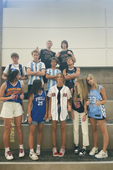 Sports Jersey Day Spirit Week, Jersey Day At School, Sports Day Spirit Week Outfit, Spirit Week Sports Day Outfits, Spirit Week Jersey Day, Jersey Spirit Week Outfit, Sport Banquet Outfits, Jersey Theme Party Outfit, Sports Team Outfits