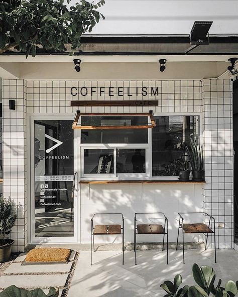 2019. . . #17th_huahin #cafehopping #cafehoppinghuahin Small Coffee Shop, Interior Boho, Coffee Shop Interior Design, Cafe Concept, Design Café, Cafe Shop Design, Small Cafe, Coffee Shops Interior, Coffee Store