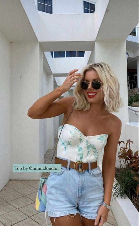 Day Drinking Summer Outfit, Day Club Outfit Summer, Summer Outfits Millenial, Casual Beach Bar Outfit, Beach Going Out Outfits Summer, Vegas Outfits September, Casual Day Drinking Outfit Summer, Summer Going Out Outfits 2023, Bahama Outfits Ideas Vacations