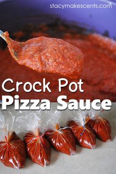 Crock Pot Pizza, Recipe Crockpot, Pizza Roll, Pizza Sauce Recipe, Pizza Sauce Homemade, Food Homemade, Freezer Cooking, Crock Pot Slow Cooker, Pizza Hut