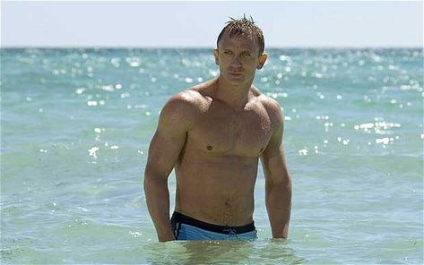 James Bond: Sam Mendes held doubts over Daniel Craig's role as 007 Daniel Craig Workout, James Bond Daniel Craig, Daniel Craig Bond, Bond Outfits, Chaning Tatum, Craig Bond, 007 Casino Royale, Daniel Craig 007, Daniel Graig