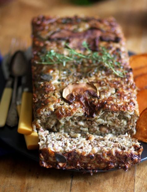 Nut Loaf, Vegetarian Thanksgiving Recipes, Vegetarian Thanksgiving, Vegetarian Main Dishes, Loaf Recipes, Vegetarian Cooking, Meatless Meals, Basic Recipes, Meat Free