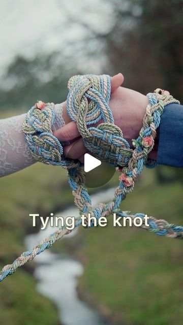 Ceotha | Handfasting Cords on Instagram: "Tying the knot - binding your love 💕  You can shop this cord via our Etsy Spring 2024 collection (link in bio)   #handfasting #handfastingcord #handfastingwedding #springwedding #floralwedding" Handfasting Knot Tutorial, Handfasting Knot, Hand Fasting, Knot Tutorial, Handfasting Cords, Knots Tutorial, Butterfly Wedding, Tying The Knot, Tie The Knots