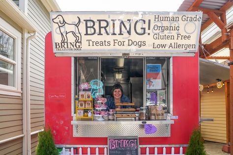 Mobile Dog Treat Truck, Dog Treat Food Truck, Dog Food Truck, Dog Restaurant, Pet Cafe, Great Business Ideas, Dog Cafe, Dog Bakery, Food Cart