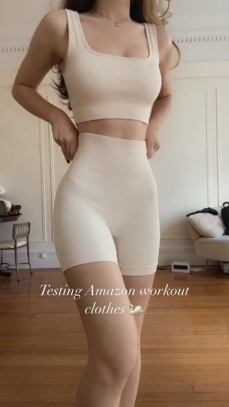 Korean Figure Workout, Body Shapes Women, Hourglass Outfits, Nepo Baby, Hourglass Body Shape, Ideal Girl, Pear Body Shape, Yummy Mummy, Body Figure