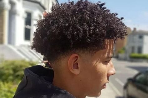 4c Hair Men: Grooming, Styling, And Hair Care Tips Taper Fade Curly Hair, Black Boys Haircuts, Haircuts Curly, Afro Hairstyles Men, Male Haircuts Curly, Curly Afro Hair, Black Hair Cuts, Curly Hair Fade, Bowl Haircuts