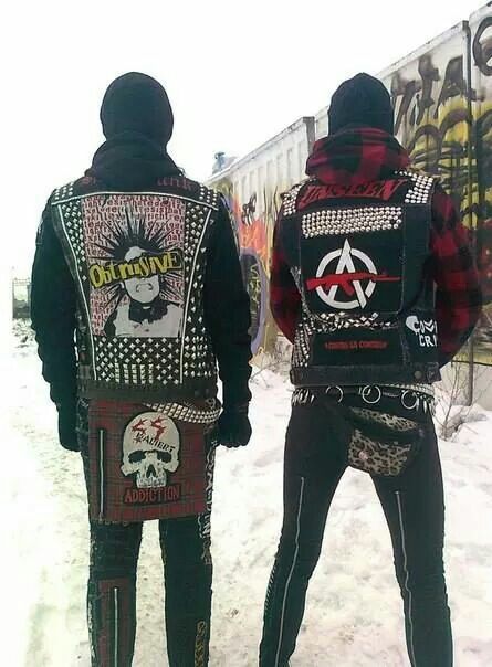 frozen punk << I need both of their outfits right now. 80s Punk Fashion, Punk Fashion Diy, 80s Punk, Punk Men, Punk Culture, Crust Punk, Street Punk, Battle Jacket, Punk Art