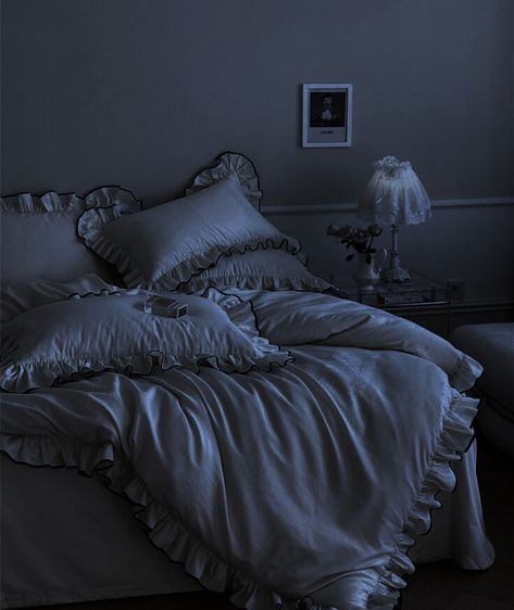 Victorian Blue Bedroom, Dark Blue Room Aesthetic, Downtown Bedroom, Dark Blue Room, Dark Blue Bedroom Walls, Dark Room Aesthetic, Navy Room, Dark Blue Rooms, Dark Blue Bedrooms