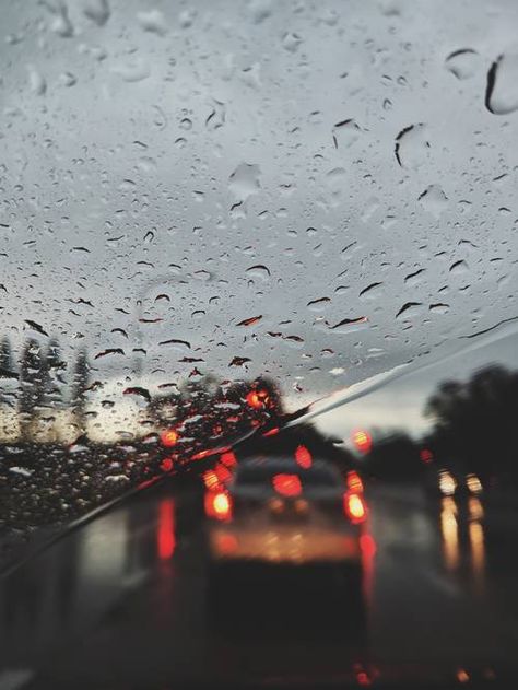 Night Time Vibes, Rain At Night, Night Time Aesthetic, Rainy Window, Relaxing Rain Sounds, Night Time Photography, Rain Pictures, Time Aesthetic, Rain Aesthetic