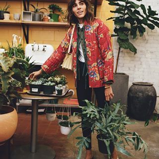 Womens Eclectic Fashion, Mari Giudicelli, Outfit Vintage, Teacher Outfit, Looks Street Style, Clothes Shopping, Alexa Chung, Spring 2023, Inspiration Mode