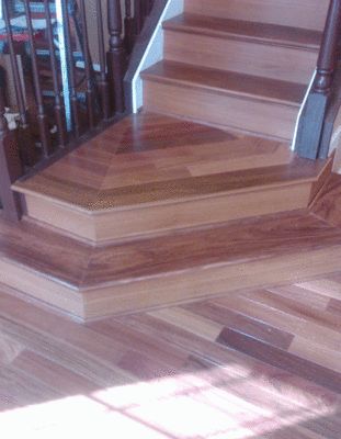 Staircase Landing Bottom Angled. #customstairs #staircases #kansascity Stairs Landing Ideas, Flooring On Stairs, Stairs Pictures, Staircase Installation, Install Laminate Flooring, Stairs Trim, Low Country Homes, Staircase Landing, Types Of Stairs