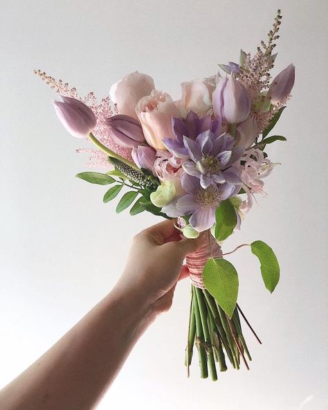 Georgia Garden, Korean Bride, Small Wedding Bouquets, Peach Lavender, Bridal Bouquet Flowers, Boquette Flowers, Prom Flowers, Flowers Bouquet Gift, Holding Flowers