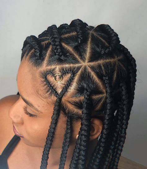 Brown Braids, Best Braid Styles, Hair Braid Patterns, Triangle Braids, Triangle Box Braids, Fancy Braids, Stylish Hairstyles, Hair Adviser, Single Braids