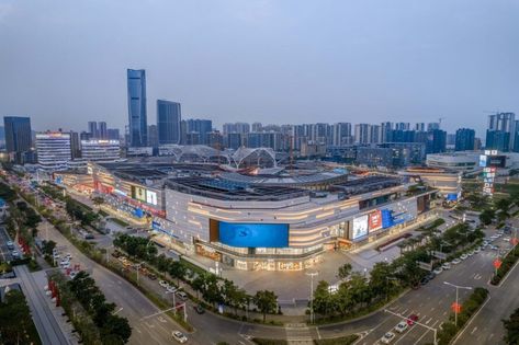 Shopping Center Architecture, Shopping Mall Design, Shopping Mall Architecture, Green Terrace, Retail Architecture, Street Mall, Best Architecture, Commercial Landscaping, Mall Design