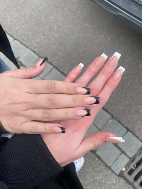 Nail Inspo That Match Everything, Pretty Black And White Nails, Acrylic Nails Black And White Tips, Black And White Nail French Tip, Matching Nails With Bff Simple, Nails For 2 Best Friends, Black And White French Tip Acrylic Nails, Matching French Tip Nails Friends, Nails For 3 Friends