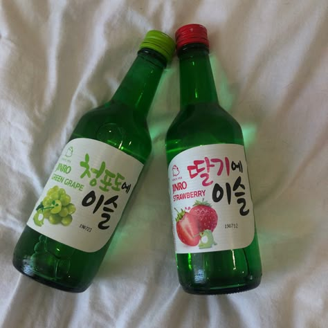 Korean Alcohol Aesthetic, Jinro Soju Aesthetic, Korean Alcohol Drinks, Korean Soju Aesthetic, Korean Drinks Aesthetic, Alcohol Aesthetic Drinks, Korea Drink, Soju Aesthetic, Soju Alcohol