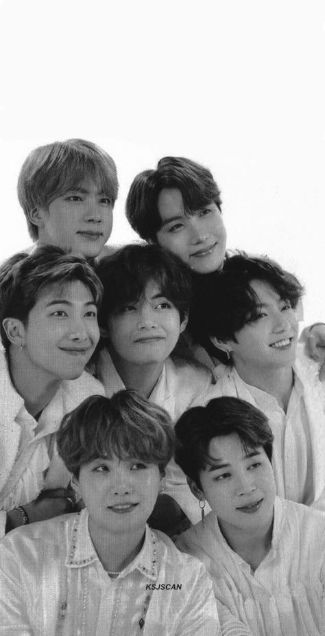 Images Of Bts, Bts Black And White, Bts Group Picture, Bts Group Photos, Bts Love Yourself, Gray Aesthetic, Bts Aesthetic Pictures, Fantasy Aesthetic, Bts Group