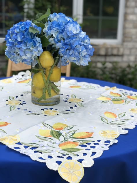 Amalfi coast theme party, lemon theme party Lemon Themed Bridal Shower Ideas, Themed Bridal Shower Ideas, Mediterranean Party, Italian Bridal Showers, Lemon Themed Party, Italy Party, Lemon Themed Bridal Shower, Lemon Theme, Italian Party