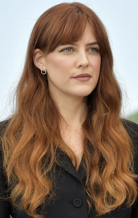 Riley Keough Hair Red, Riley Keough Red Hair, Riley Keough Hair, Riley Keough, Hair Color Auburn, Spring Hair, Spring Hairstyles, Cut My Hair, Haircut Ideas