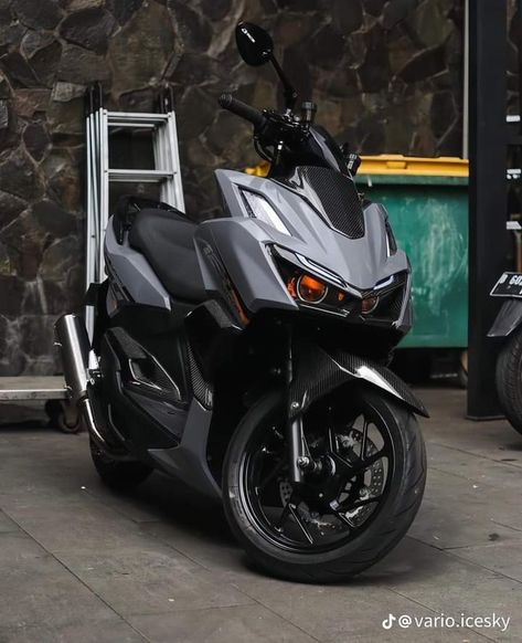 Motor Modif, Aerox 155 Yamaha, Vario 160, Honda Scooters, Bike Aesthetic, Yamaha Bikes, Motorcycle Aesthetic, Scooter Design, Honda Bikes