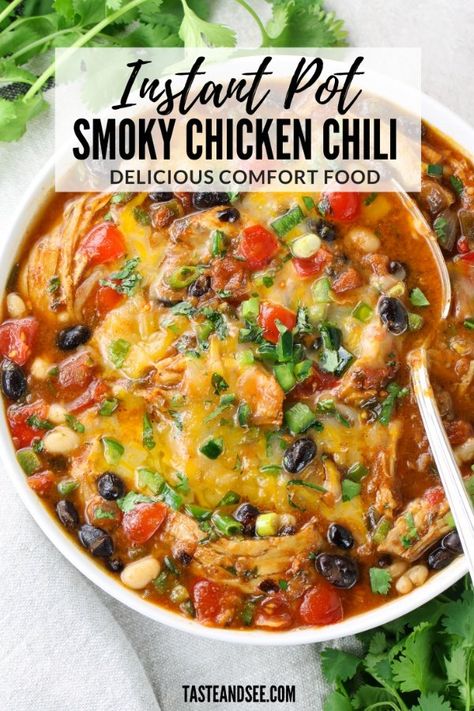 This Instant Pot Smoky Chicken Chili is full of Mexican spices, hearty ingredients and the most delicious smoky chili flavor!  #TasteAndSee Spicy White Chicken Chili, Smoky Chili, Southwest Chicken Soup, Clean Dinner, Soup Chicken, Yum Recipes, Mexican Spices, Chicken Chili Recipe, Quick Dinners