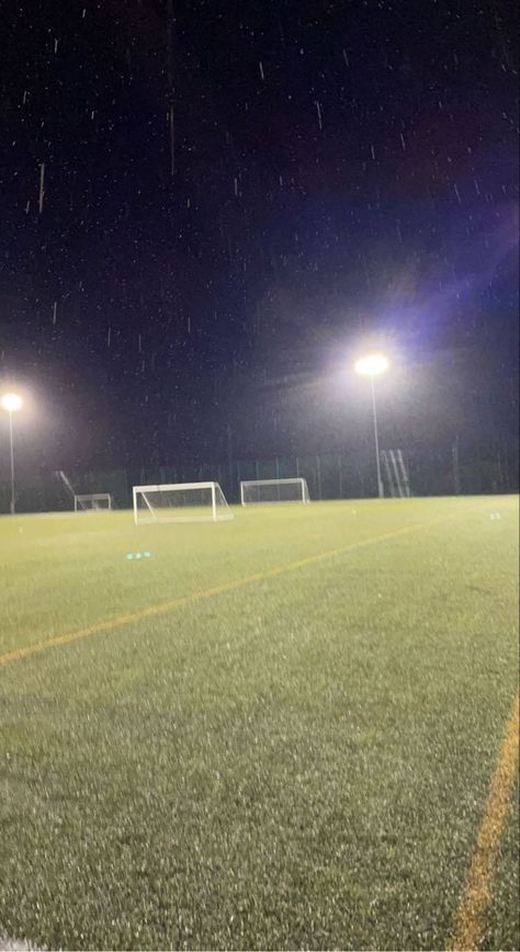 Football Pitch At Night, Soccer Pitch, Soccer Season, Football Pitch, Football Field, Classy Aesthetic, Soccer Pictures, Anime Shadow, Football Wallpaper