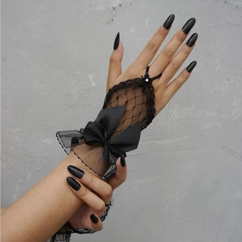 Super Cute And Stylish Ships In 5-10 Business Days Gloves Aesthetic, Fancy Gloves, Hip Jewelry, Lace Fingerless Gloves, Mesh Bows, Wedding Gloves, Hand Gloves, Bridal Gloves, Womens Chokers