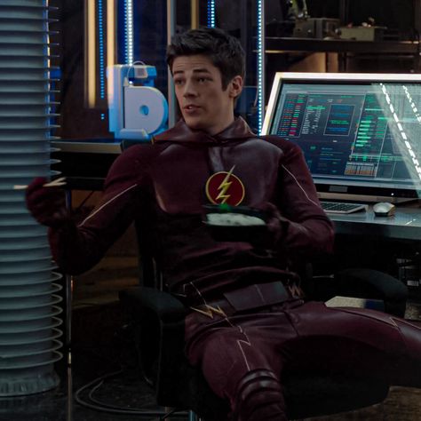 Grant Gustin Flash, Barry Allen The Flash, Flash Show, Flash Comics, Flash Barry Allen, The Flash Grant Gustin, Dc Tv Shows, Flash Tv Series, Flash Arrow