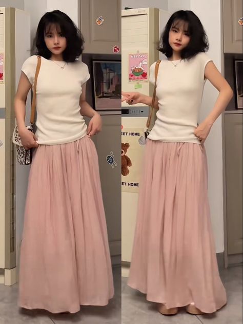 Long White Skirt Coquette, Pink Long Skirt Outfit Ideas, Yellow Modest Outfits, Long Skirt Outfits Pink, Japanese Modest Outfit, Long Coquette Dress, 155cm Outfit, Cute Modest Outfits Winter, Cancerian Aesthetic Outfits