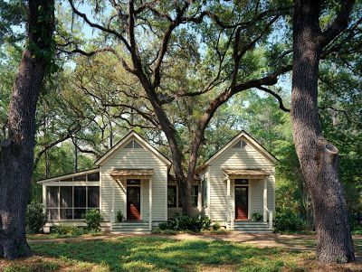 Historical Concepts, Door Awning, Barn Living, Live Oak Trees, Traditional Exterior, Duplex House, Guest Cottage, Building A Shed, Traditional Architecture