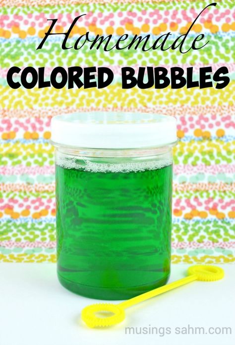 Homemade Colored Bubbles for kids: Never run out of bubbles again with this simple homemade recipe, plus the colors are even more fun! Bubble Diy, Bubble Recipe, Bubble Activities, Homemade Bubbles, Bubble Solution, Hanging Craft Ideas, Colored Bubbles, Creative Kids Crafts, Bubble Painting