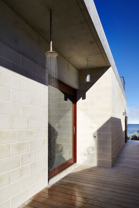 concrete blocks + outdoor shower | the 'block house' designed by Porebski Architects is located in Pearl Beach, New South Wales, Australia Concrete Block House, Masonry Blocks, Block House, Concrete Houses, Pearl Beach, Concrete Home, Concrete Block, Concrete House, Cinder Block