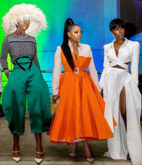 Chioma Goodhair, Look Clean, Fashion Design Collection, Millenial Fashion, Bloomingdales Fashion, Seapunk Fashion, Sheer Fashion, Royal Outfits, Eclectic Fashion