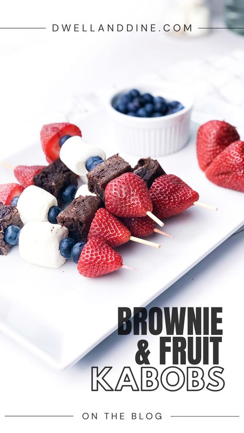 Brownie Kabobs, Fruit Kabob, Kabob Skewers, Fruit Skewers, Fruit Kabobs, Big Crowd, 4th Of July Celebration, Food Printables, Brownie Recipes