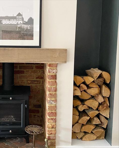 Log Burner Living Room Wood Storage, Log Store Ideas Living Rooms, Wood Burner Fireplace, Log Store, Log Fires, Country Hotel, Brick Fireplace Makeover, Living Roofs, Chimney Breast