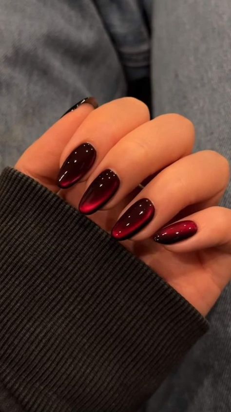 #WinterNails #NailInspiration #HolidayNails #FestiveFingers #WinterWonderland #NailArt #SeasonalStyle #CozyNails #SnowflakeNails #WinterBeauty Cranberry Red Nails, Red Nails With Bow, Nail Inspiration Red, Red Glass Nails, Red Chrome Nails, Velvet Nails, Eye Nails, Glass Nails, Cat Eye Nails